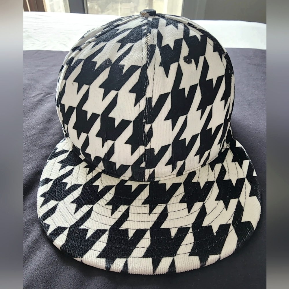 ELM COMPANY 'Grn Apple Tree' Fitted Houndstooth Brim Ballcap 7 5/8 - rare find!